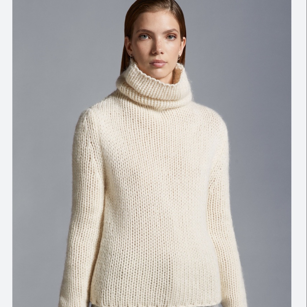 EXPRESS LONG SLEEVE CREAM HAND KNIT THICK CHUNKY SWEATER SIZE S